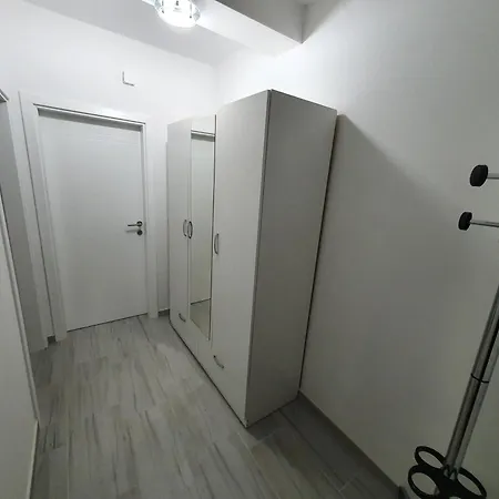 Lejlighed Stan Na Dan Zaga Dusana Vasiljeva 7a *